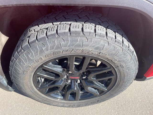 Used 2023 GMC Sierra 1500 Elevation image 17