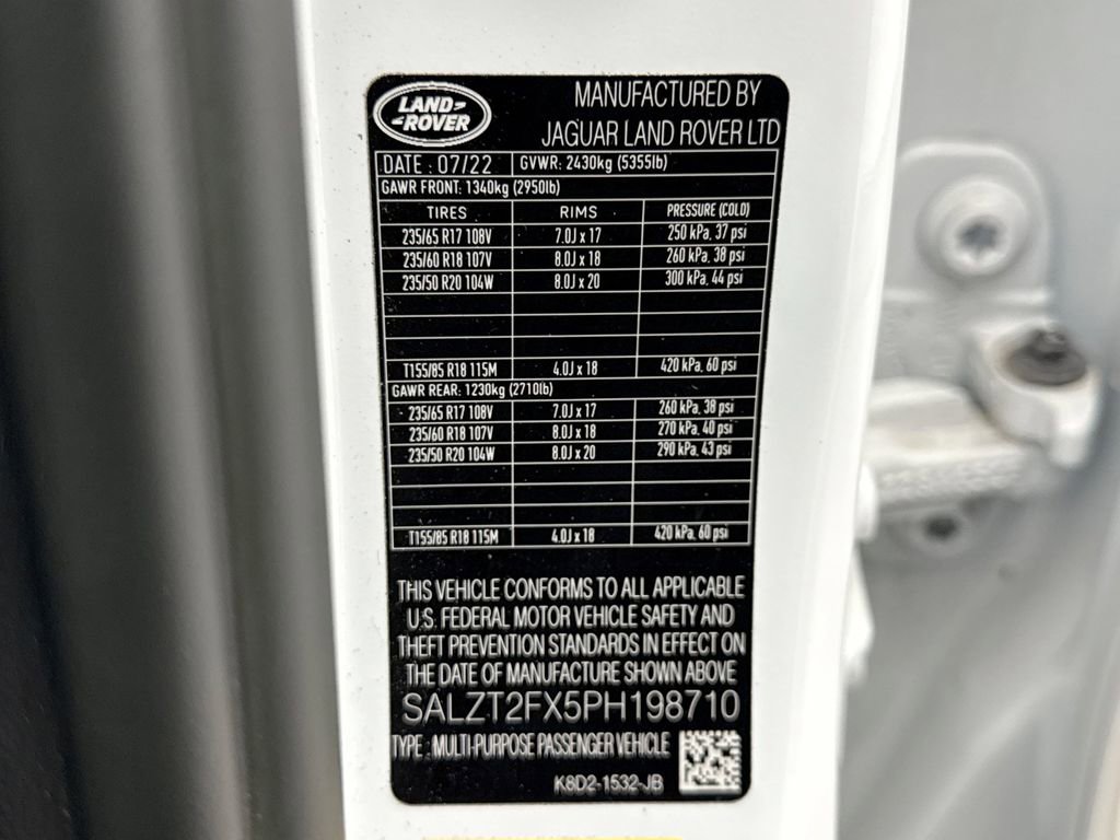 Used 2023 Land Rover Range Rover Evoque R-Dynamic S image 25