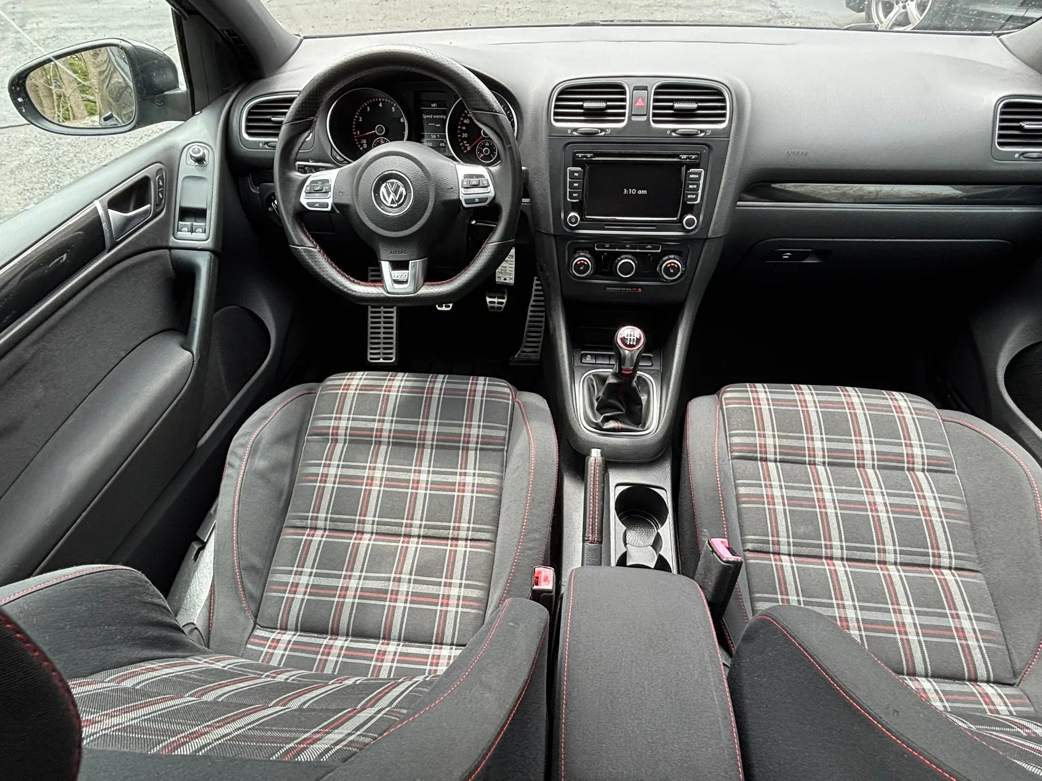 Used 2011 Volkswagen GTI 2-Door FWD image 19