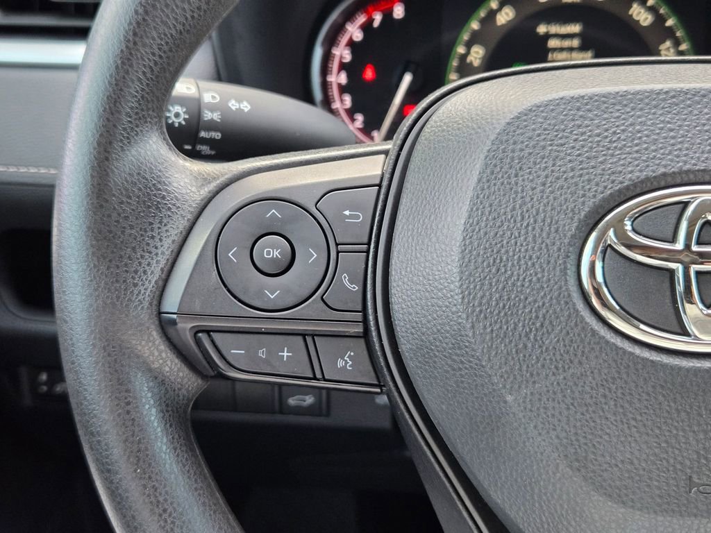 Used 2024 Toyota RAV4 XLE w/ Convenience Package image 19