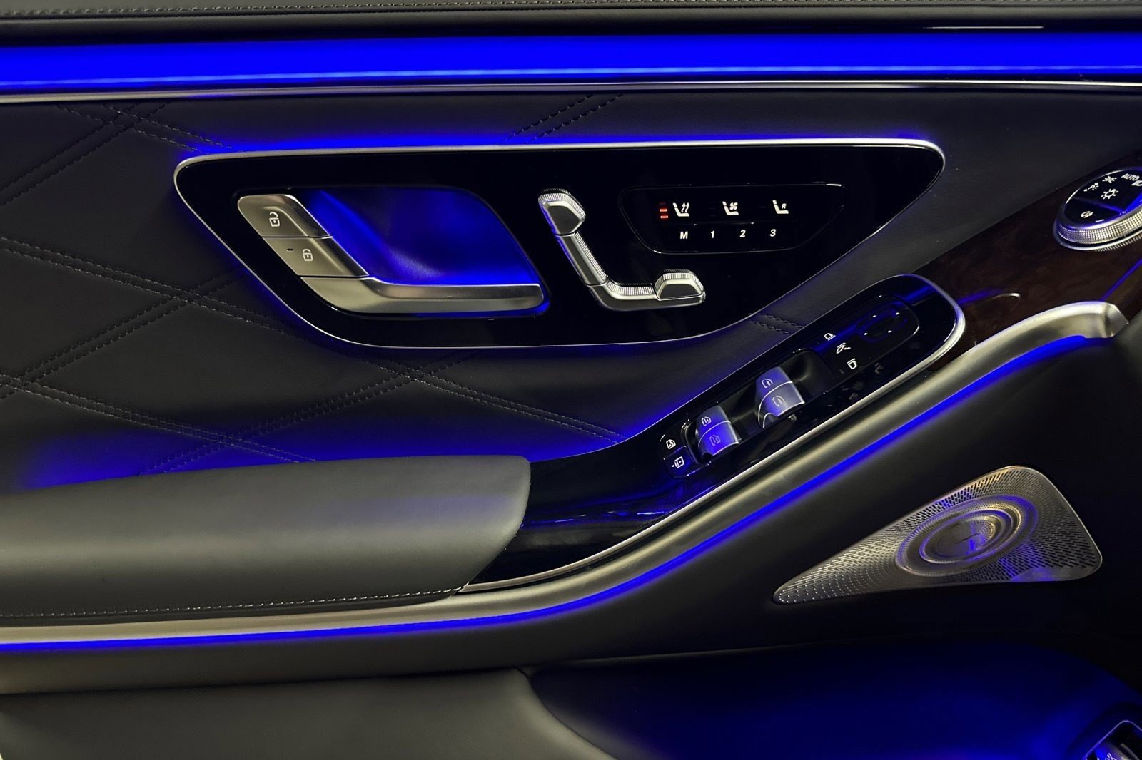New 2026 Mercedes-Benz Maybach S 580 4MATIC image 13