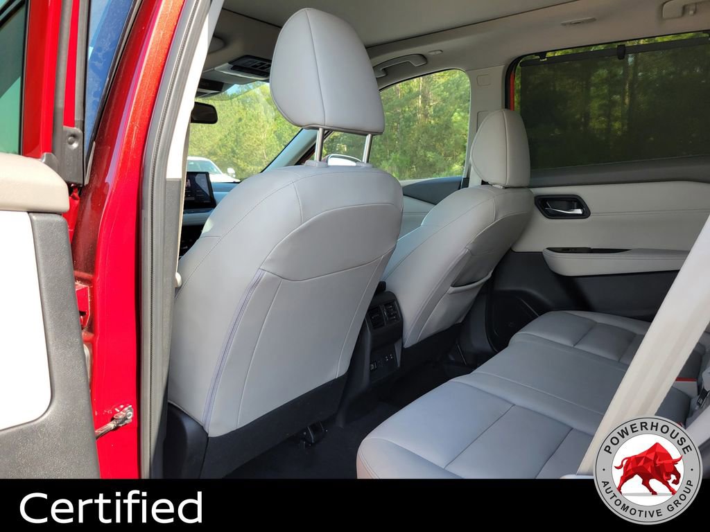 Used 2024 Nissan Rogue SL w/ SL Premium Package image 15