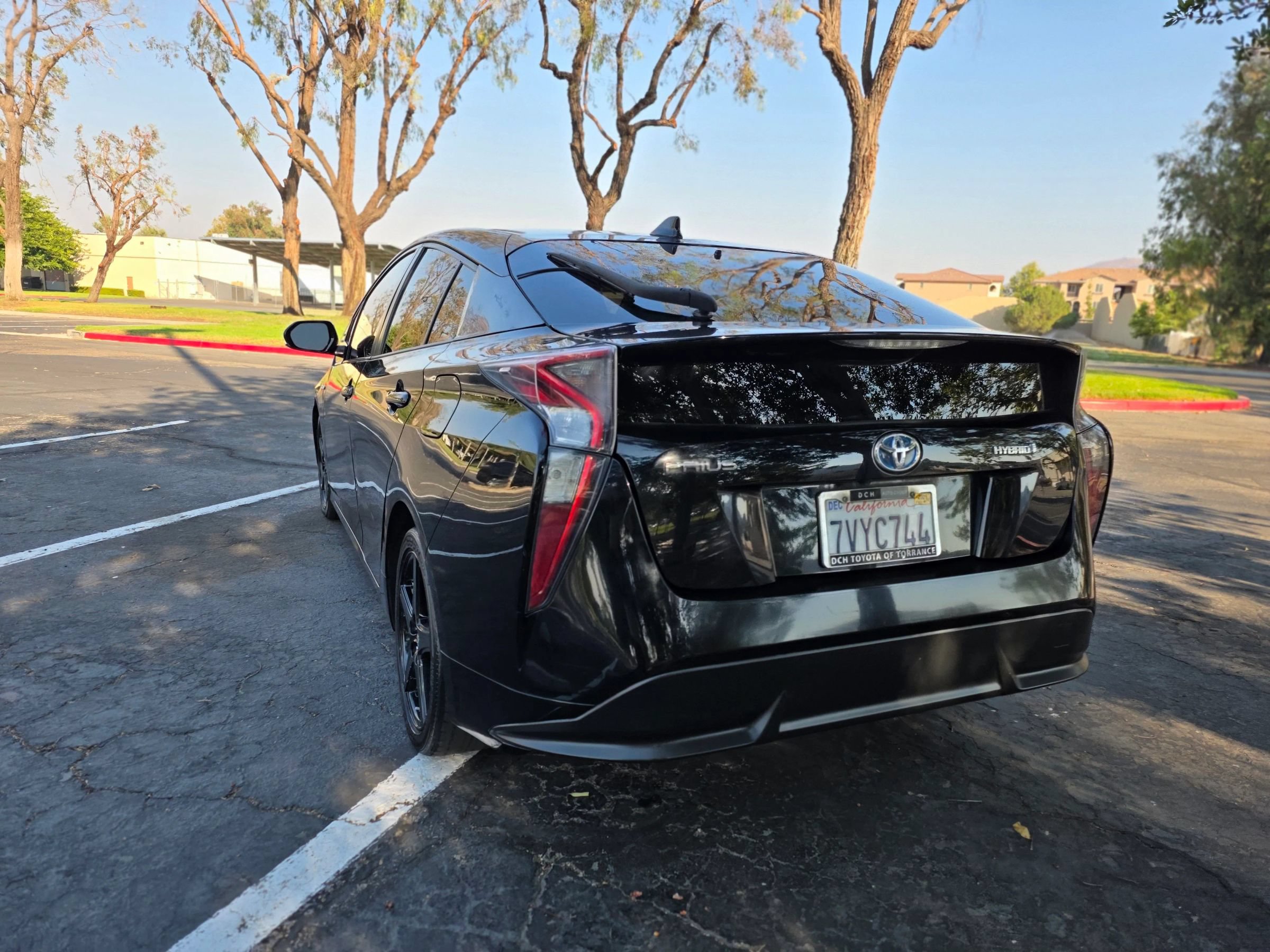 Used 2016 Toyota Prius Four Touring FWD image 26