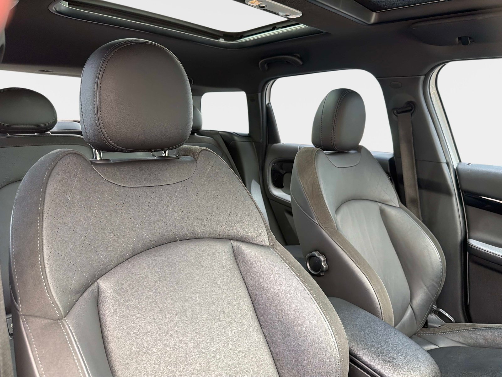 Used 2020 MINI Cooper Countryman S w/ Signature Upholstery Package FWD image 26