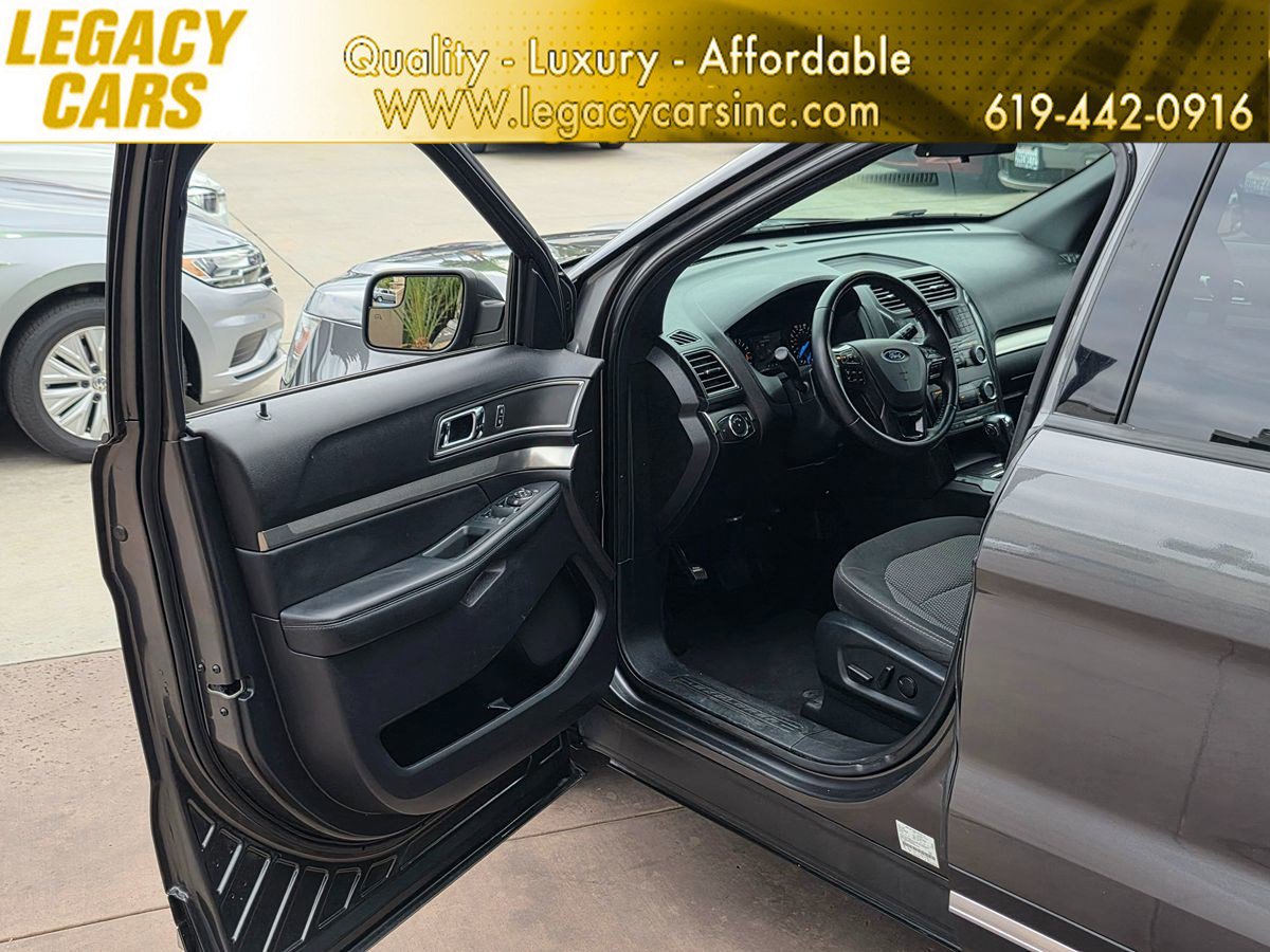 Used 2019 Ford Explorer XLT image 51