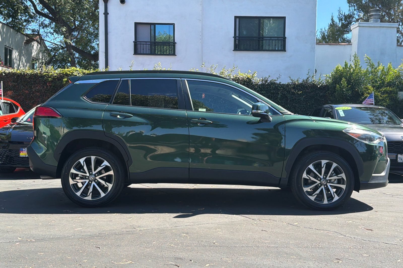 Certified 2023 Toyota Corolla Cross XLE AWD/4WD image 3