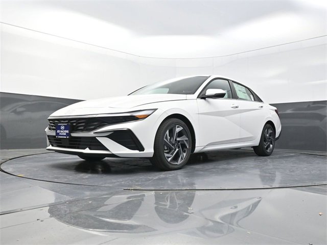 New 2026 Hyundai Elantra Limited image 34