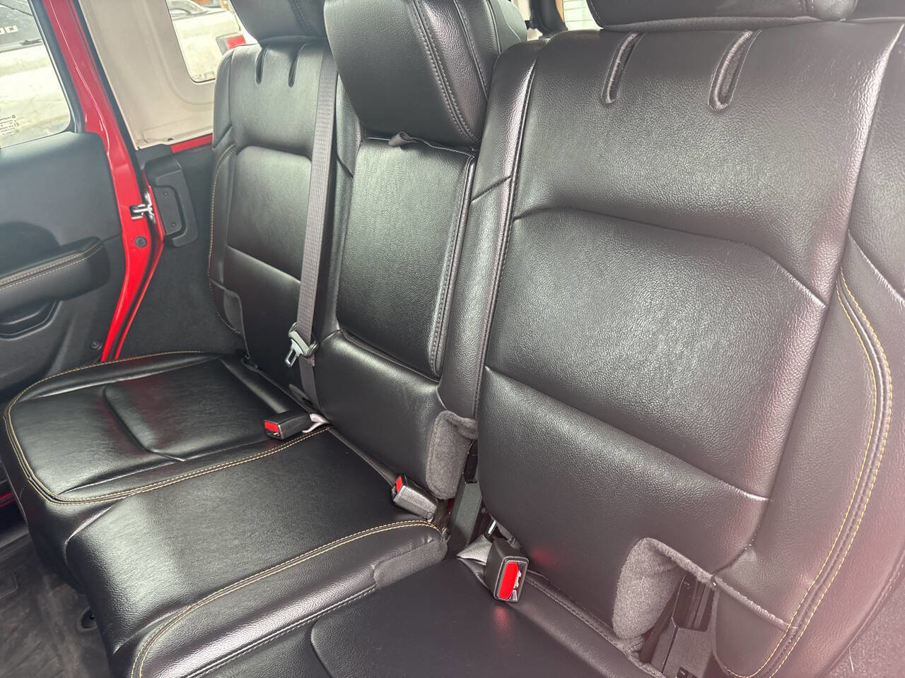 Used 2024 Jeep Wrangler Unlimited Sahara w/ Safety Group AWD/4WD image 33