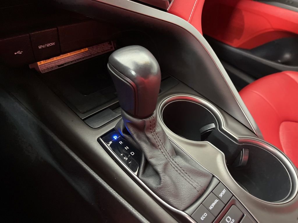 Used 2021 Toyota Camry XSE image 30