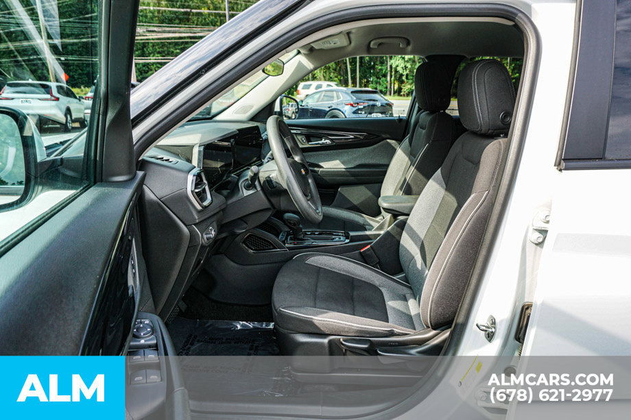Used 2024 Chevrolet TrailBlazer LT FWD image 18
