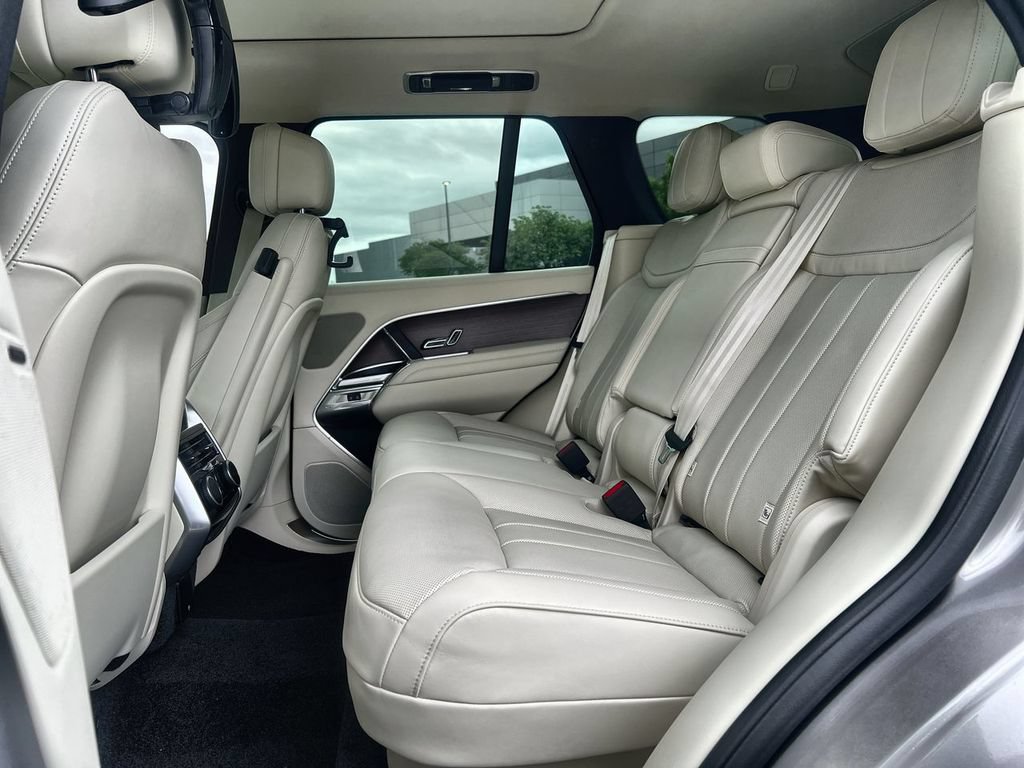 New 2026 Land Rover Range Rover SE AWD/4WD image 15