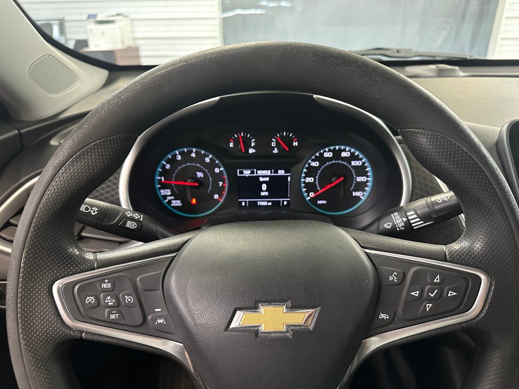 Used 2022 Chevrolet Malibu LS FWD image 8