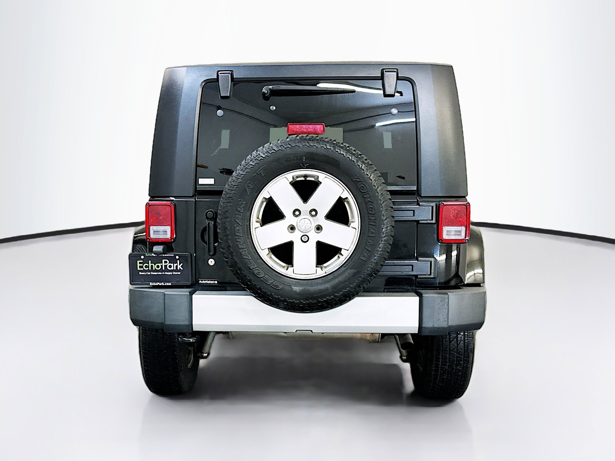 Used 2010 Jeep Wrangler Sahara image 7