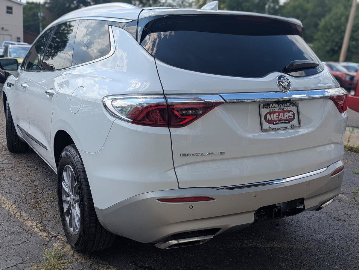 Used 2022 Buick Enclave Premium FWD image 7