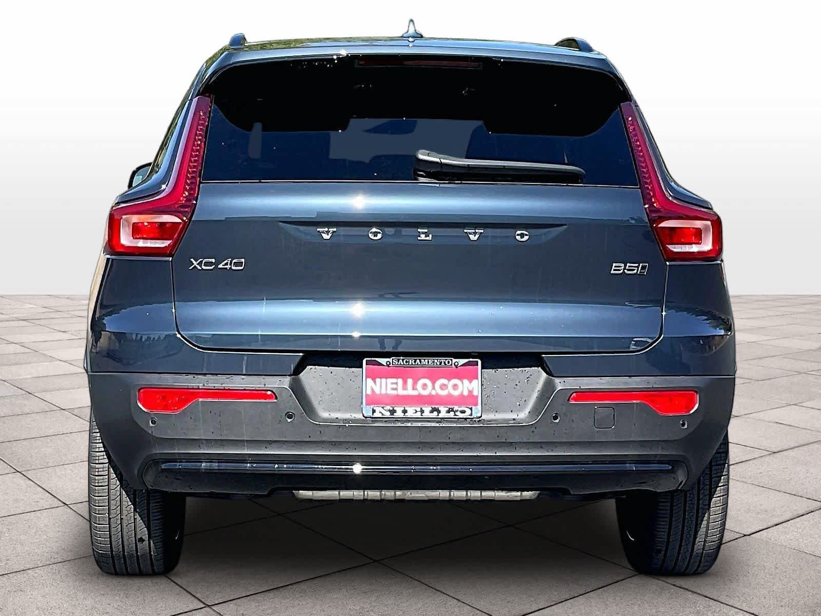 New 2026 Volvo XC40 B5 Ultra w/ Protection Package Premier AWD/4WD image 6