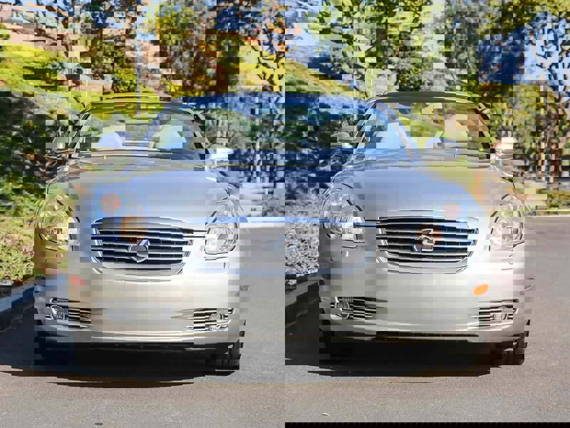 Used 2003 Lexus SC 430 Convertible image 2