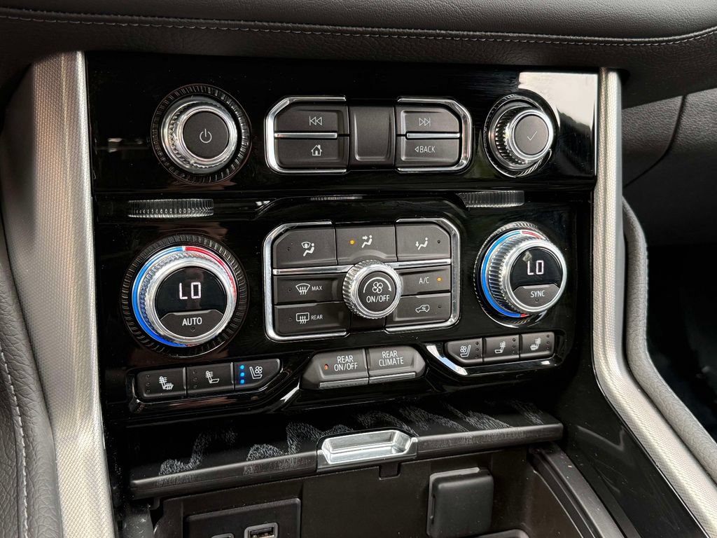 Used 2023 GMC Yukon Denali w/ Max Trailering Package AWD/4WD image 25