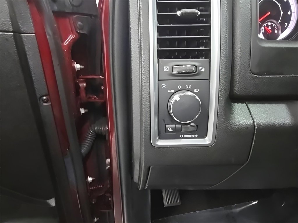 Used 2024 RAM 1500 Classic SLT image 11