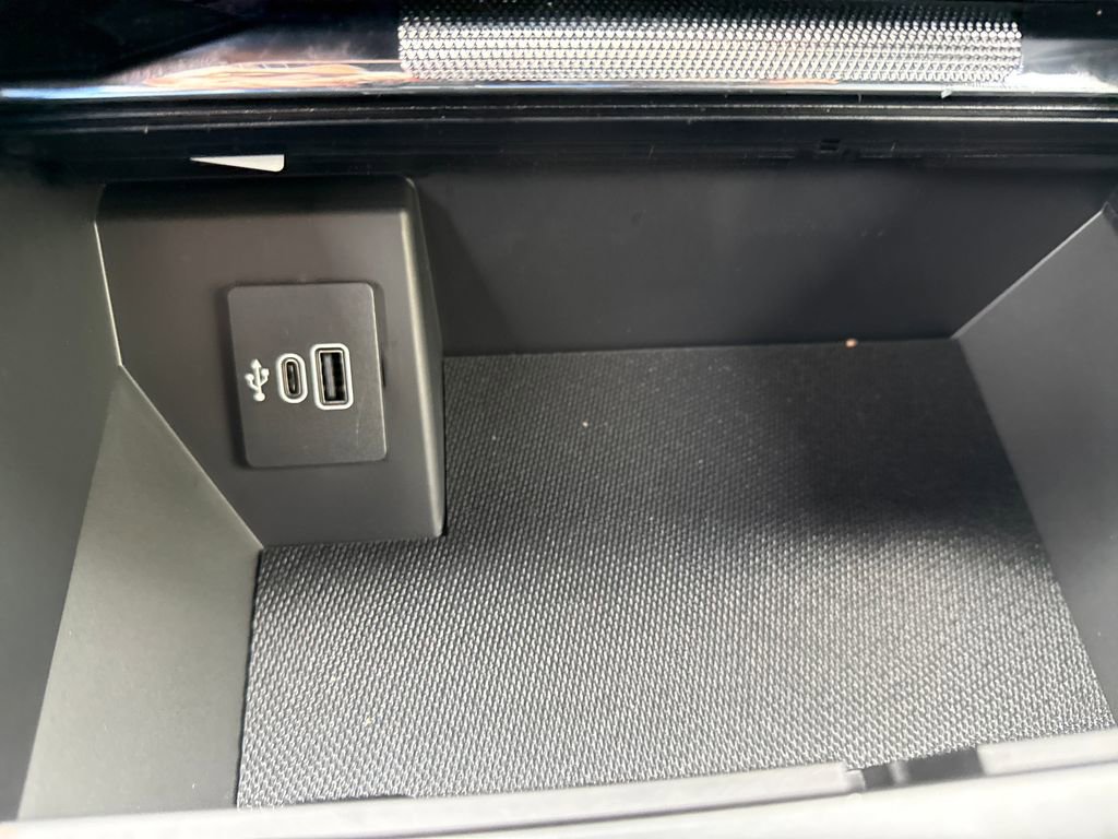 New 2026 Ford F150 Lariat w/ Equipment Group 501A Mid image 37