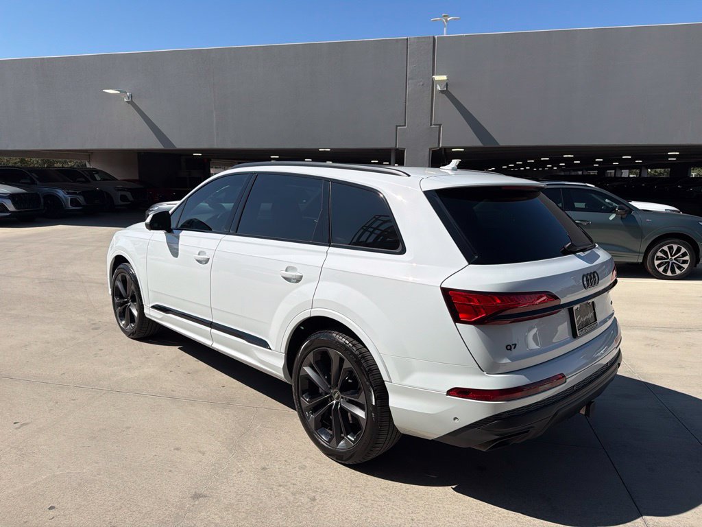Used 2025 Audi Q7 3.0T Premium Plus AWD/4WD image 8
