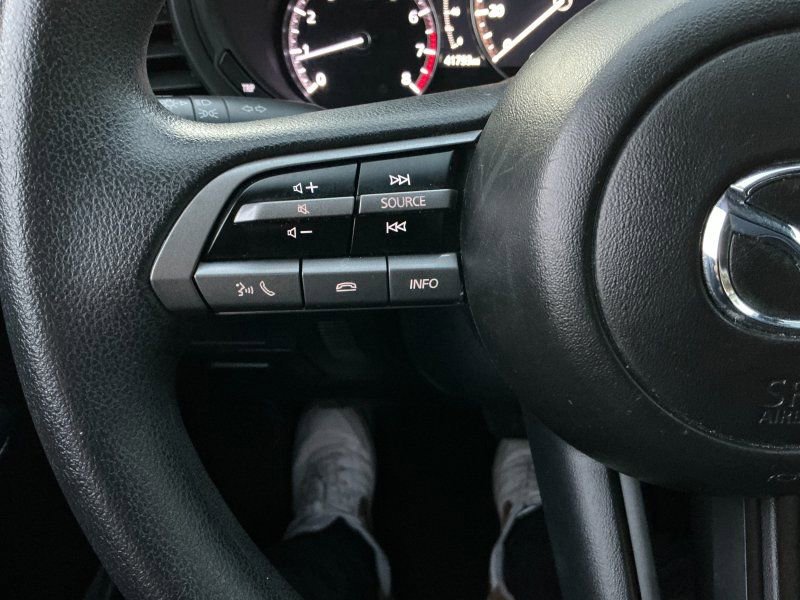 Used 2020 MAZDA CX-30 FWD image 17