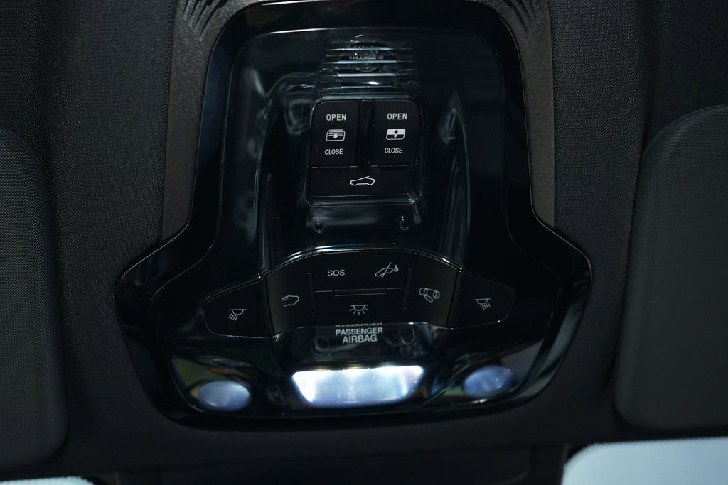 Used 2023 Alfa Romeo Stelvio Quadrifoglio w/ Active Assist Plus Package image 27