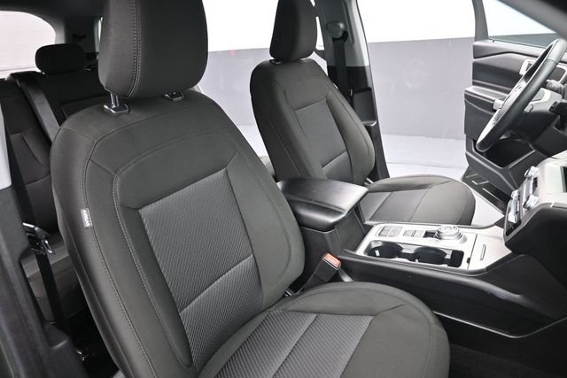 Used 2022 Ford Explorer XLT RWD image 30