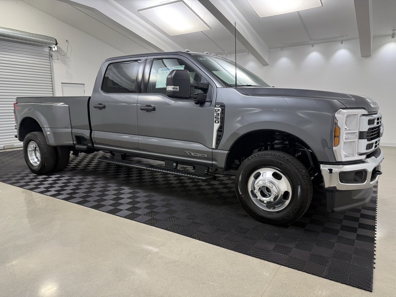 New 2026 Ford F350 XLT image 1
