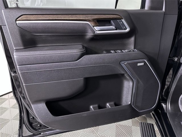 New 2025 GMC Sierra 1500 Elevation image 22