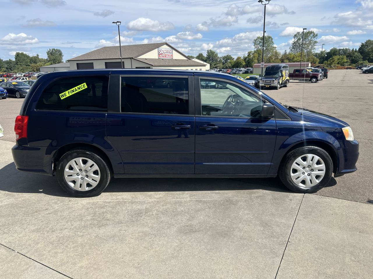 Used 2015 Dodge Grand Caravan SE w/ Quick Order Package 29E SE FWD image 4