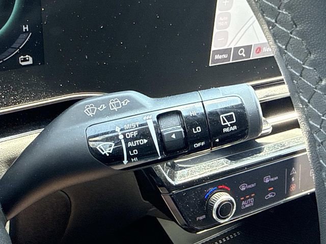 Used 2023 Kia Niro EX FWD image 25