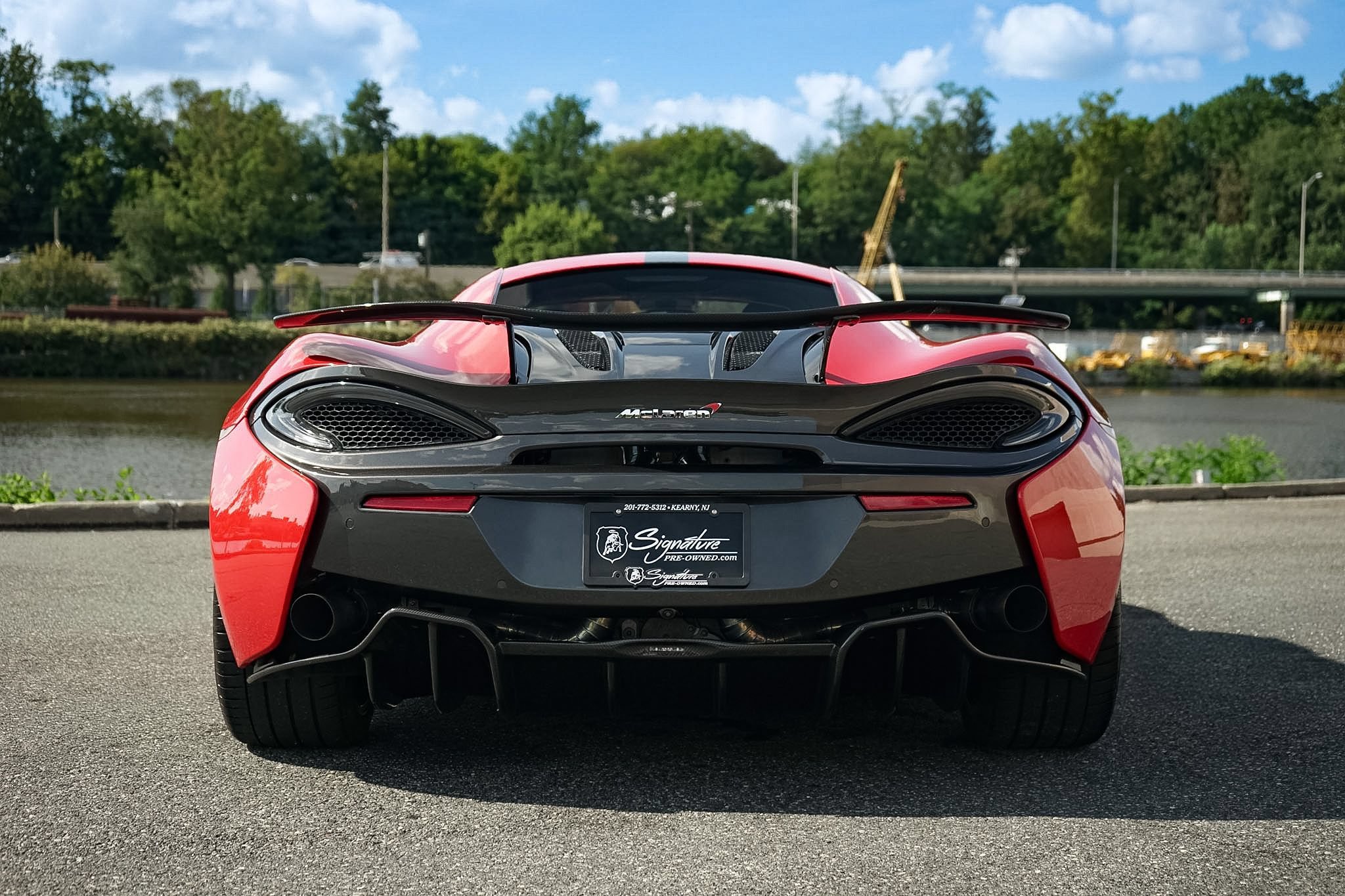 Used 2016 McLaren 570S Coupe RWD image 40