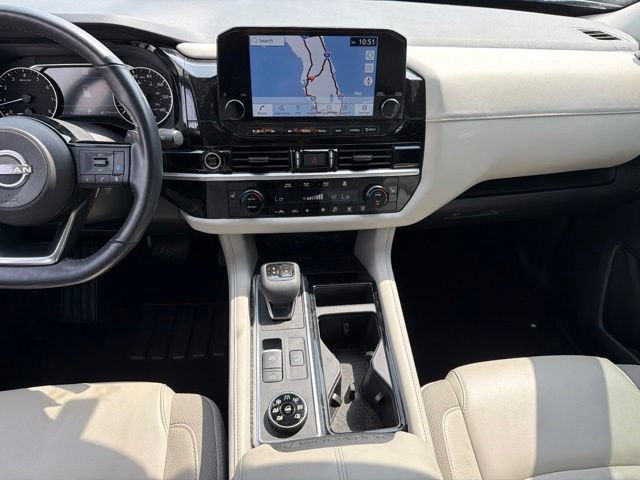 Used 2023 Nissan Pathfinder SL AWD/4WD image 20
