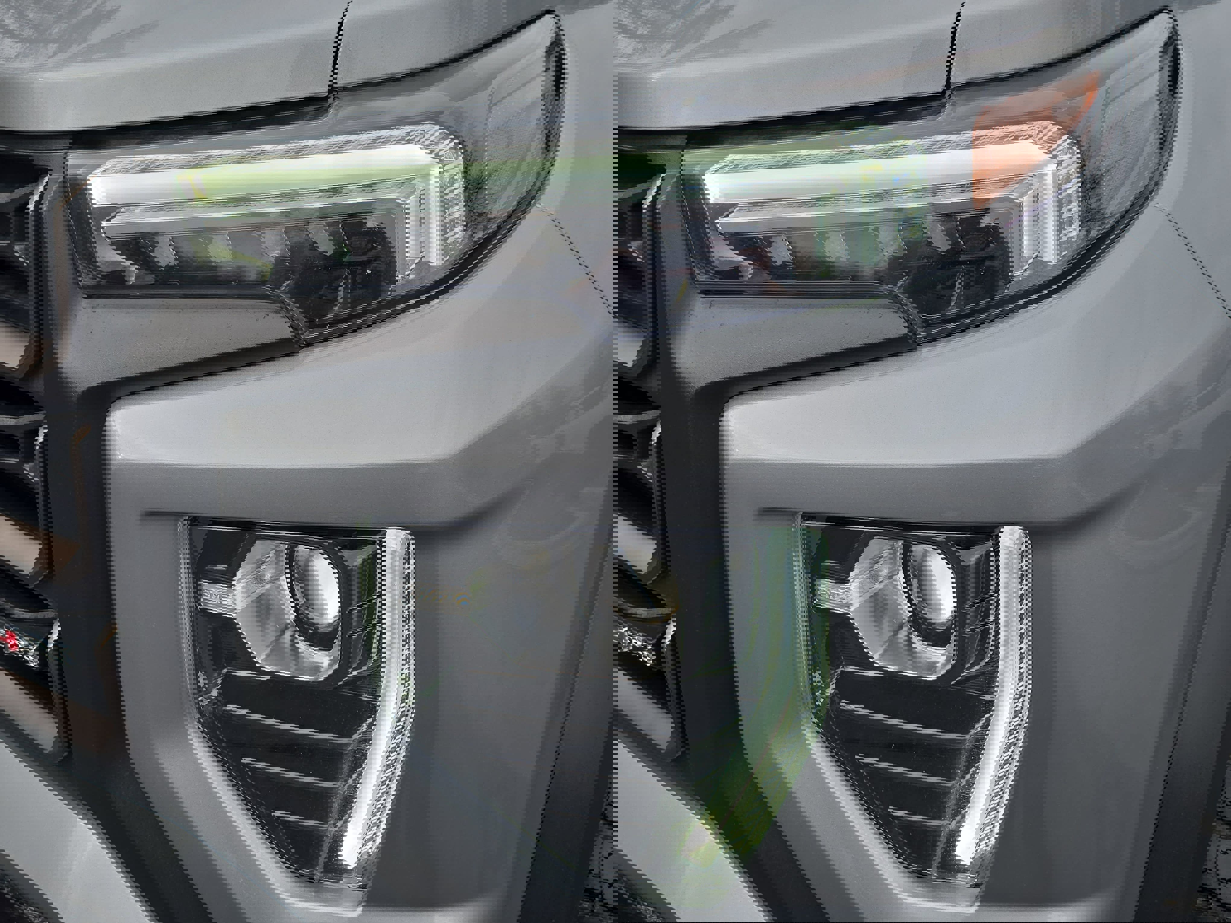 Used 2024 GMC Canyon AT4X image 30