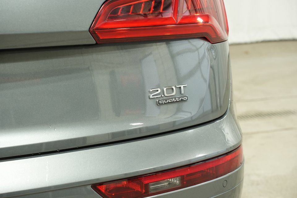 Used 2018 Audi Q5 2.0T Premium Plus w/ Premium Plus Package image 14