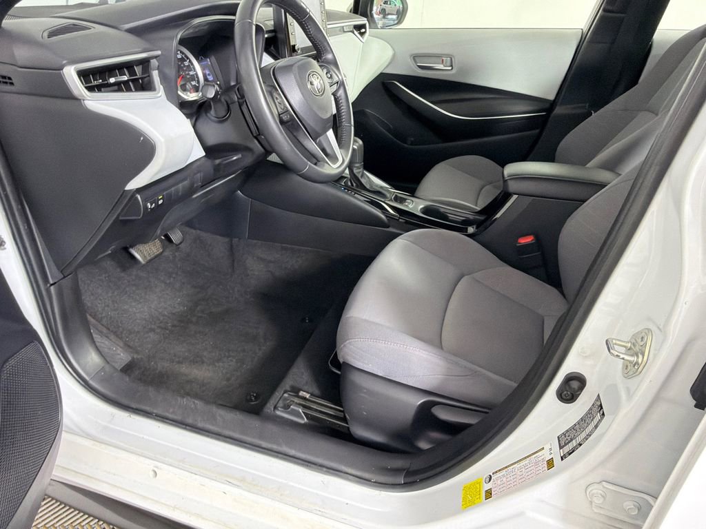 Used 2022 Toyota Corolla SE FWD image 9