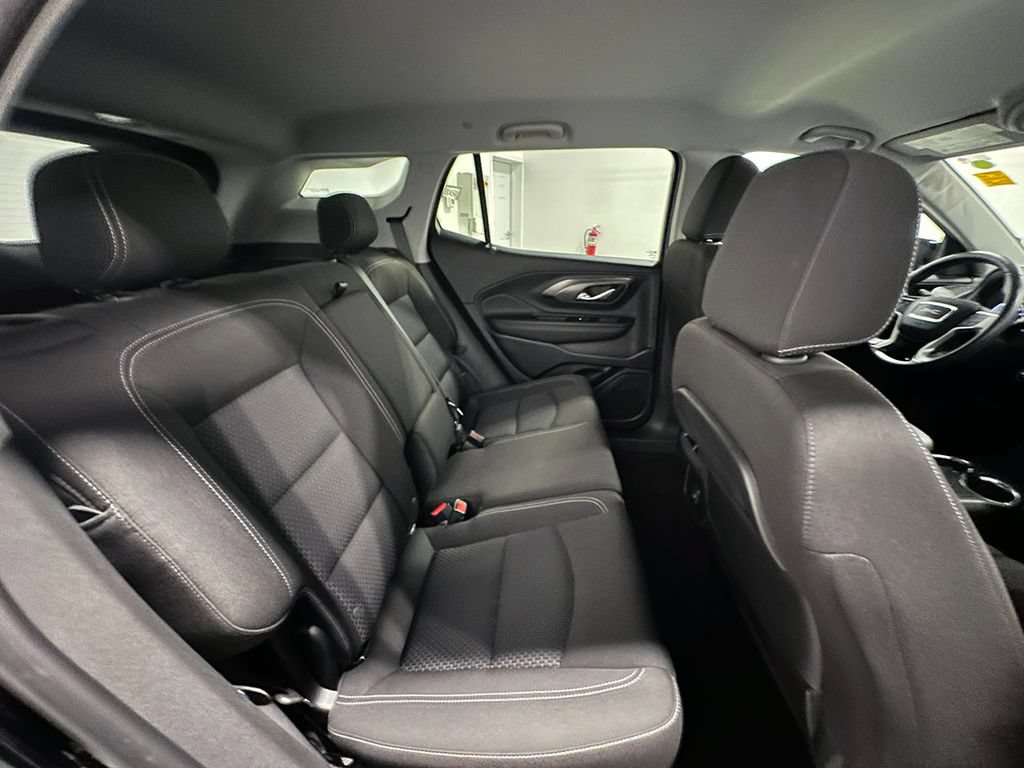Used 2023 GMC Terrain SLE w/ Elevation Edition AWD/4WD image 22