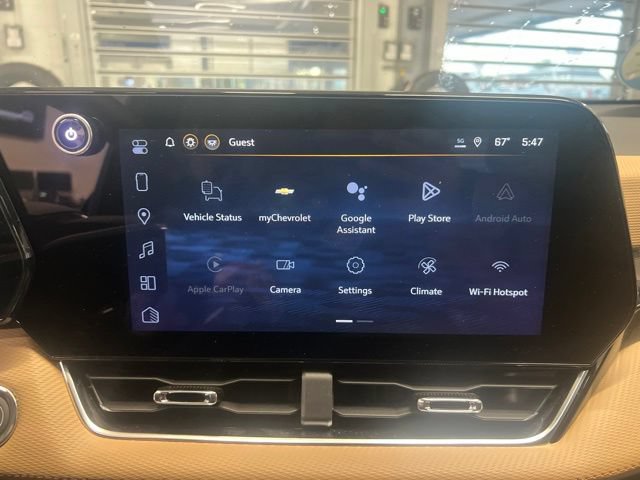 New 2026 Chevrolet Equinox ACTIV w/ Convenience Package III AWD/4WD image 18