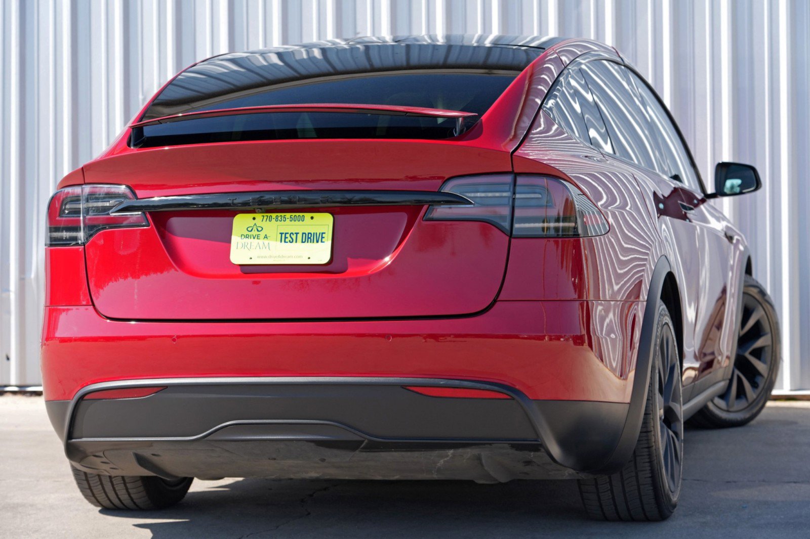 Used 2022 Tesla Model X Plaid image 5