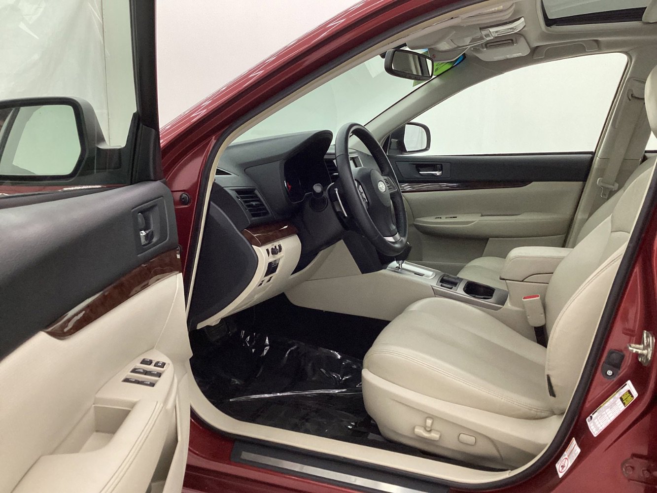 Used 2013 Subaru Legacy 3.6R Limited image 16