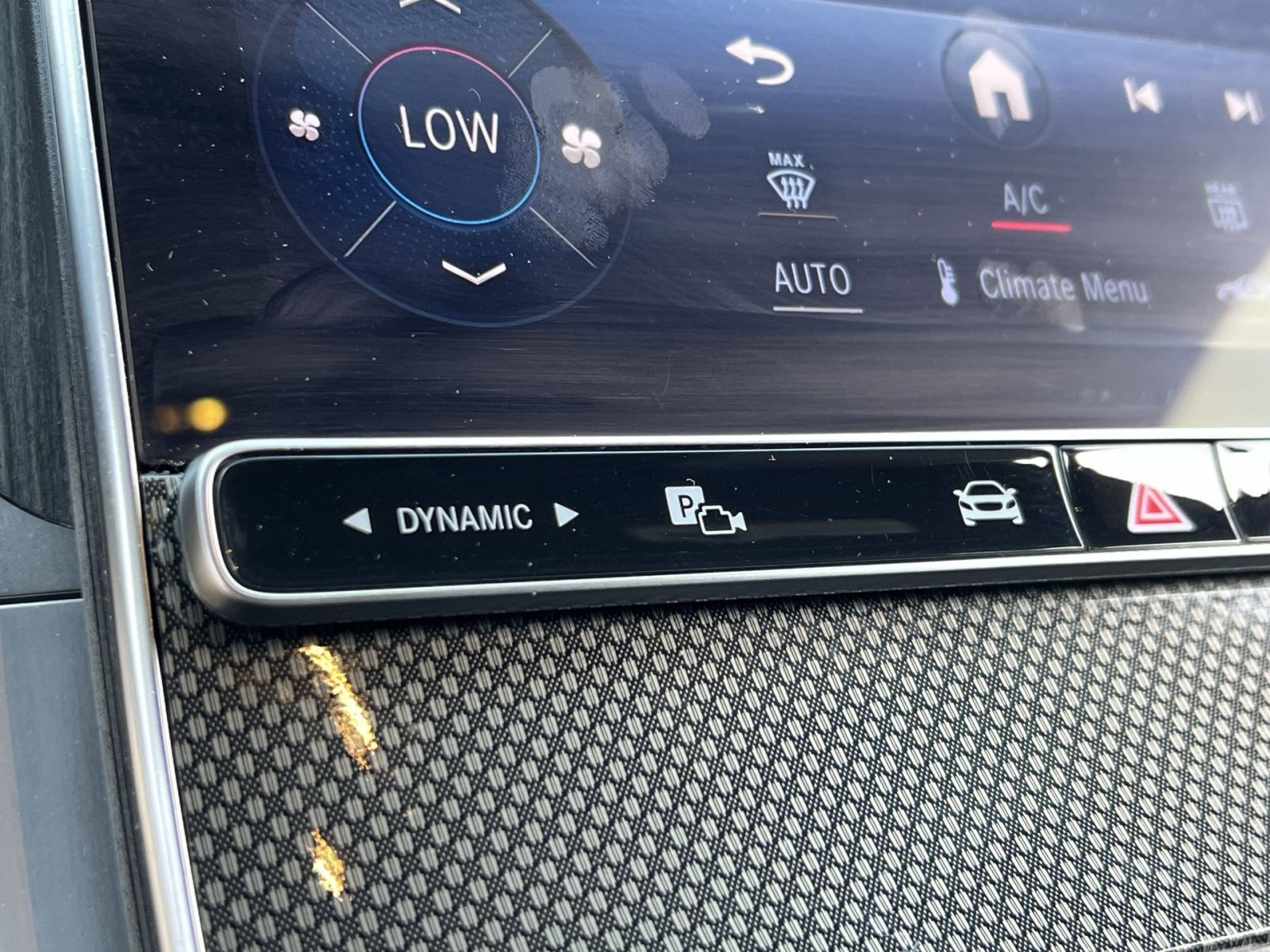 Used 2022 Mercedes-Benz C 300 4MATIC Sedan image 38