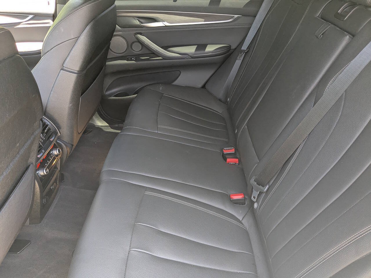 Used 2018 BMW X5 xDrive50i AWD/4WD image 18