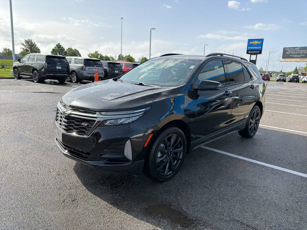 Used 2022 Chevrolet Equinox RS w/ Infotainment Package FWD image 6