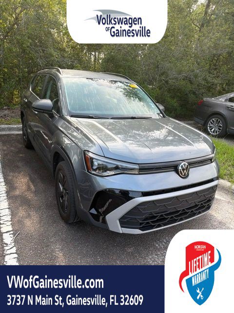 Used 2025 Volkswagen Taos S FWD image 3