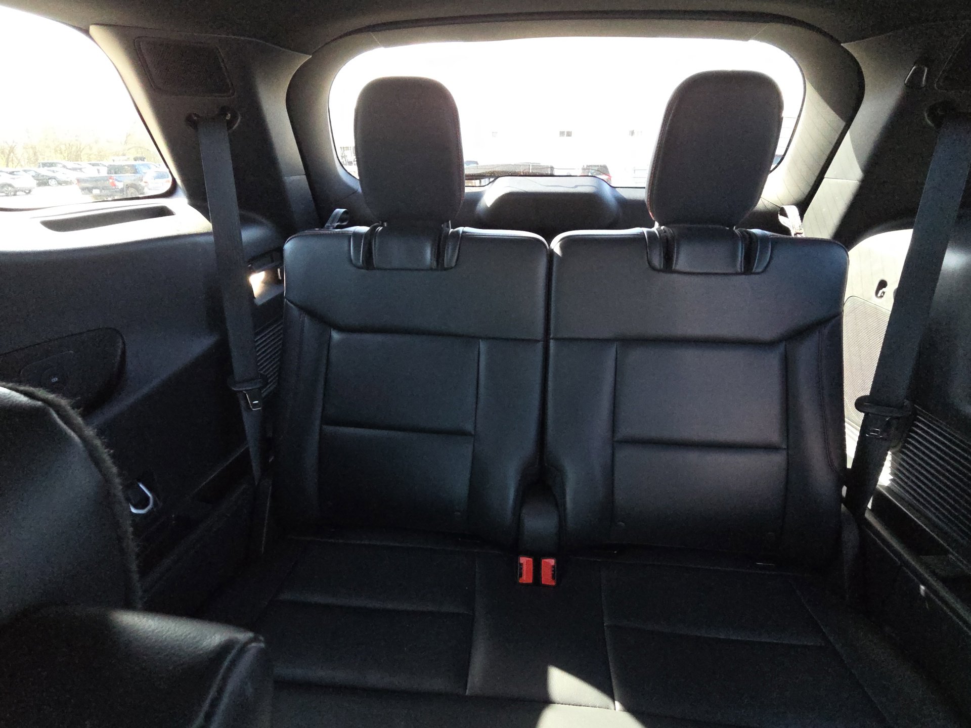 Used 2025 Ford Explorer ST-Line image 31