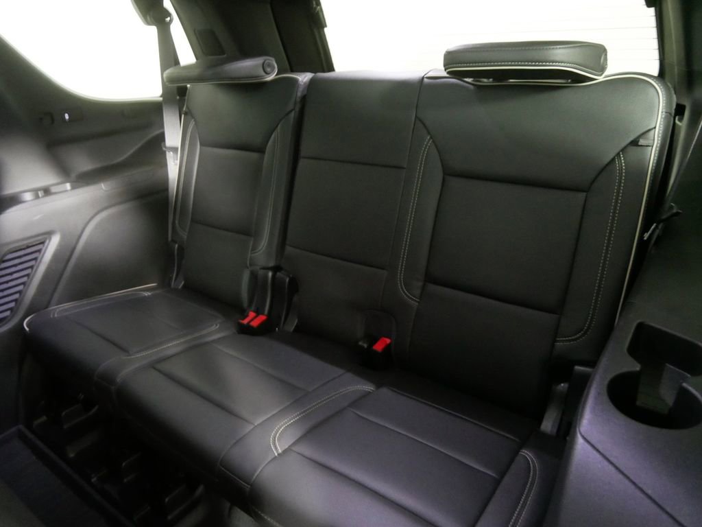 Used 2023 GMC Yukon SLT image 20