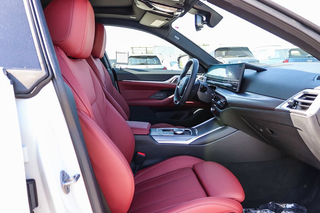 Certified 2025 BMW i4 eDrive40 RWD image 18