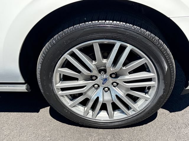 Used 2022 Ford Expedition Platinum AWD/4WD image 7