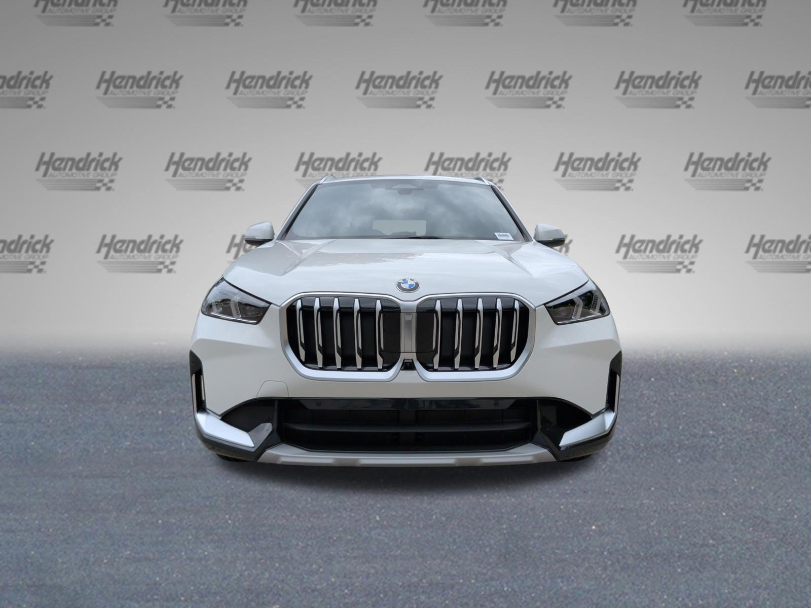 Used 2027 BMW X1 xDrive28i w/ Technology Package AWD/4WD image 5