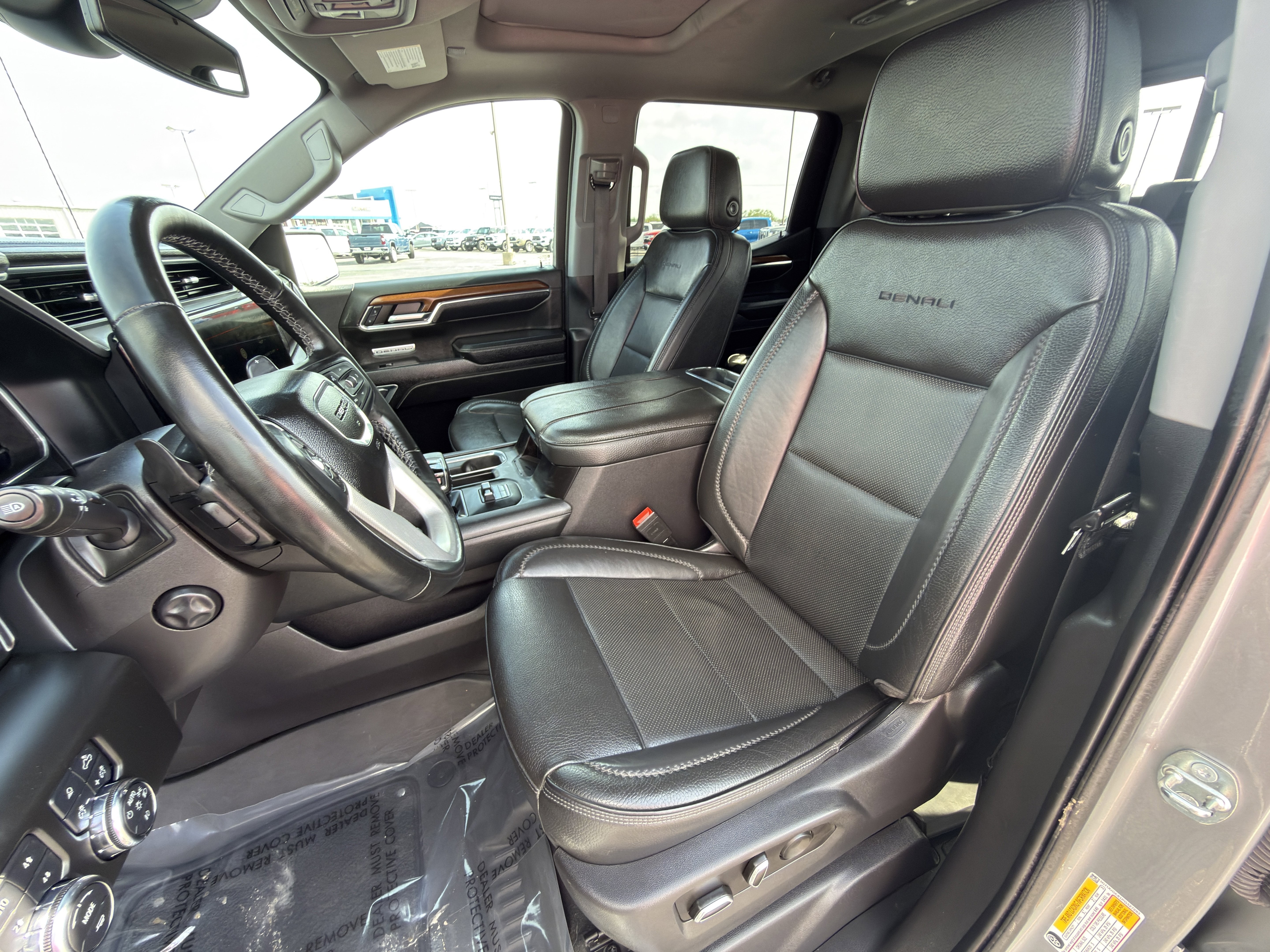 Used 2023 GMC Sierra 1500 Denali image 15